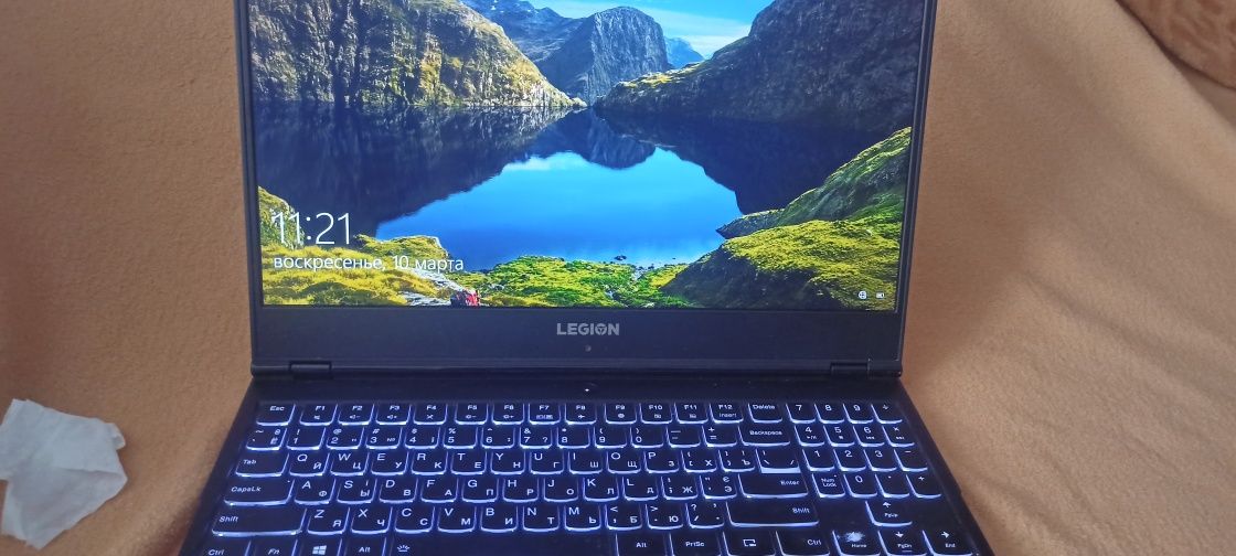 ноутбук Lenivo legion Y530-15ICH