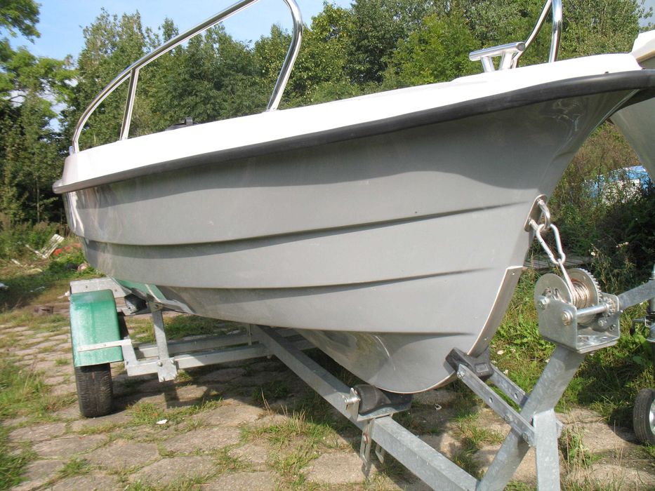 Łódź wędkarska NECKO 420 PRS 5 osobowa