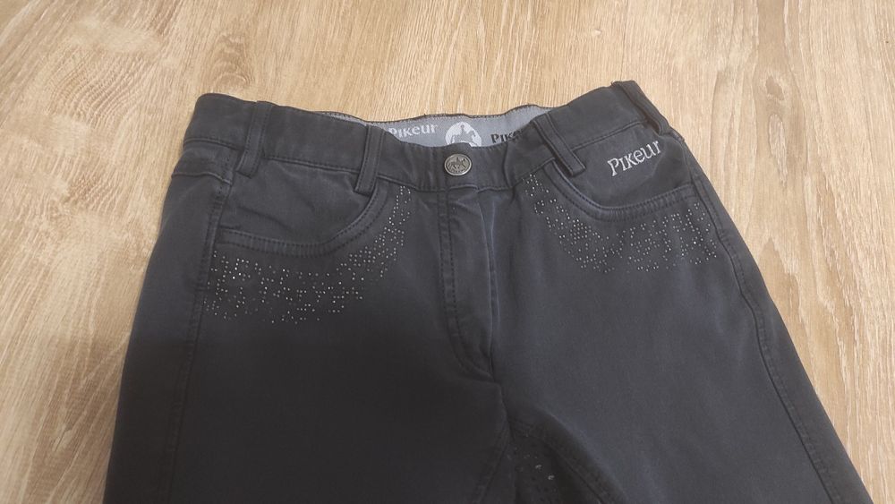 Bryczesy dziewczęce rozm 170