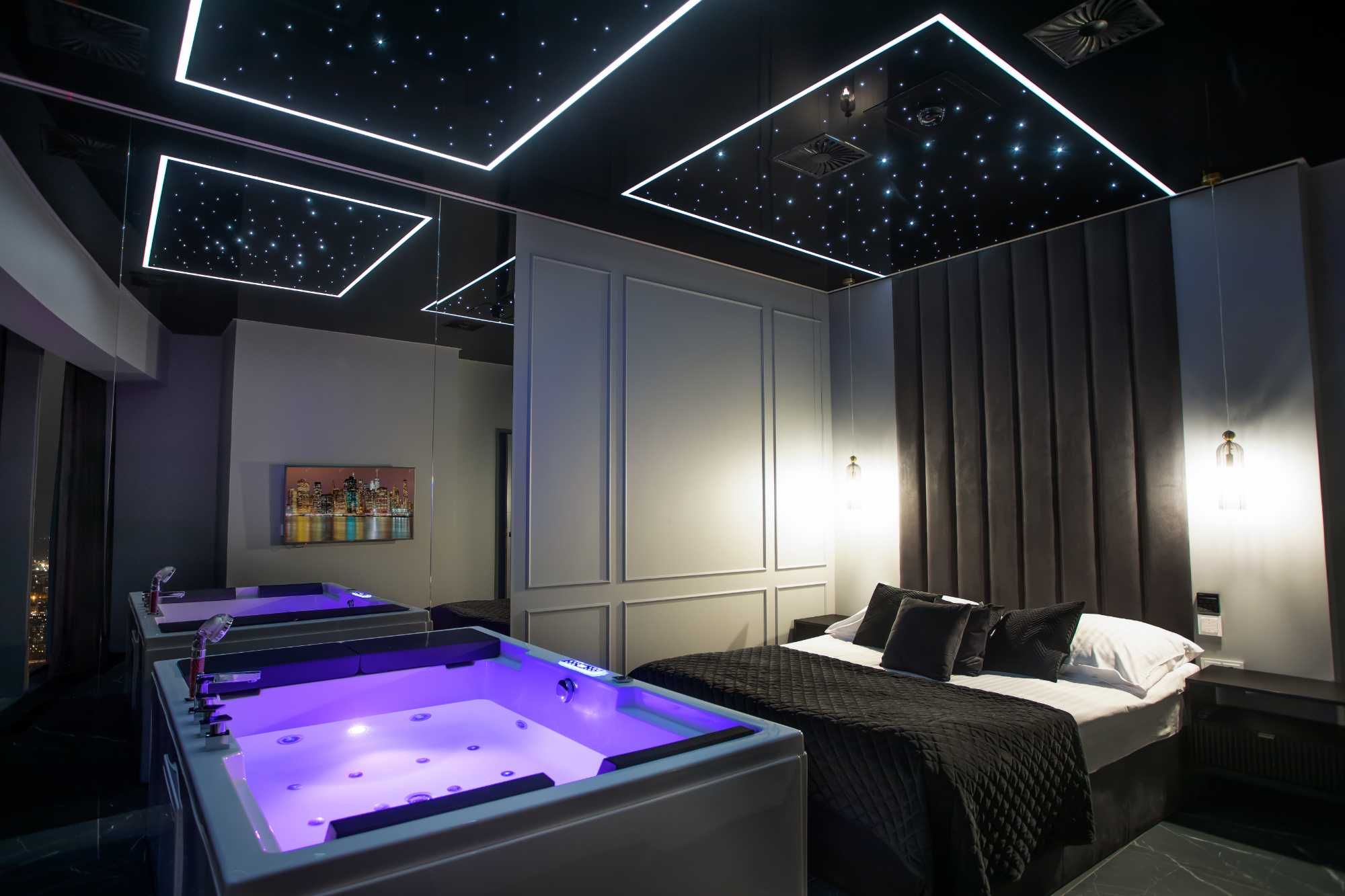 Luksusowy apartament z jacuzzi w Sky Tower