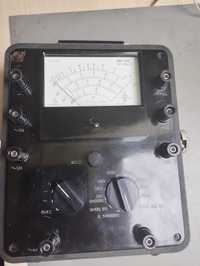 Radziecki miernik uniwersalny analogowy AWO-5M1 nr 2