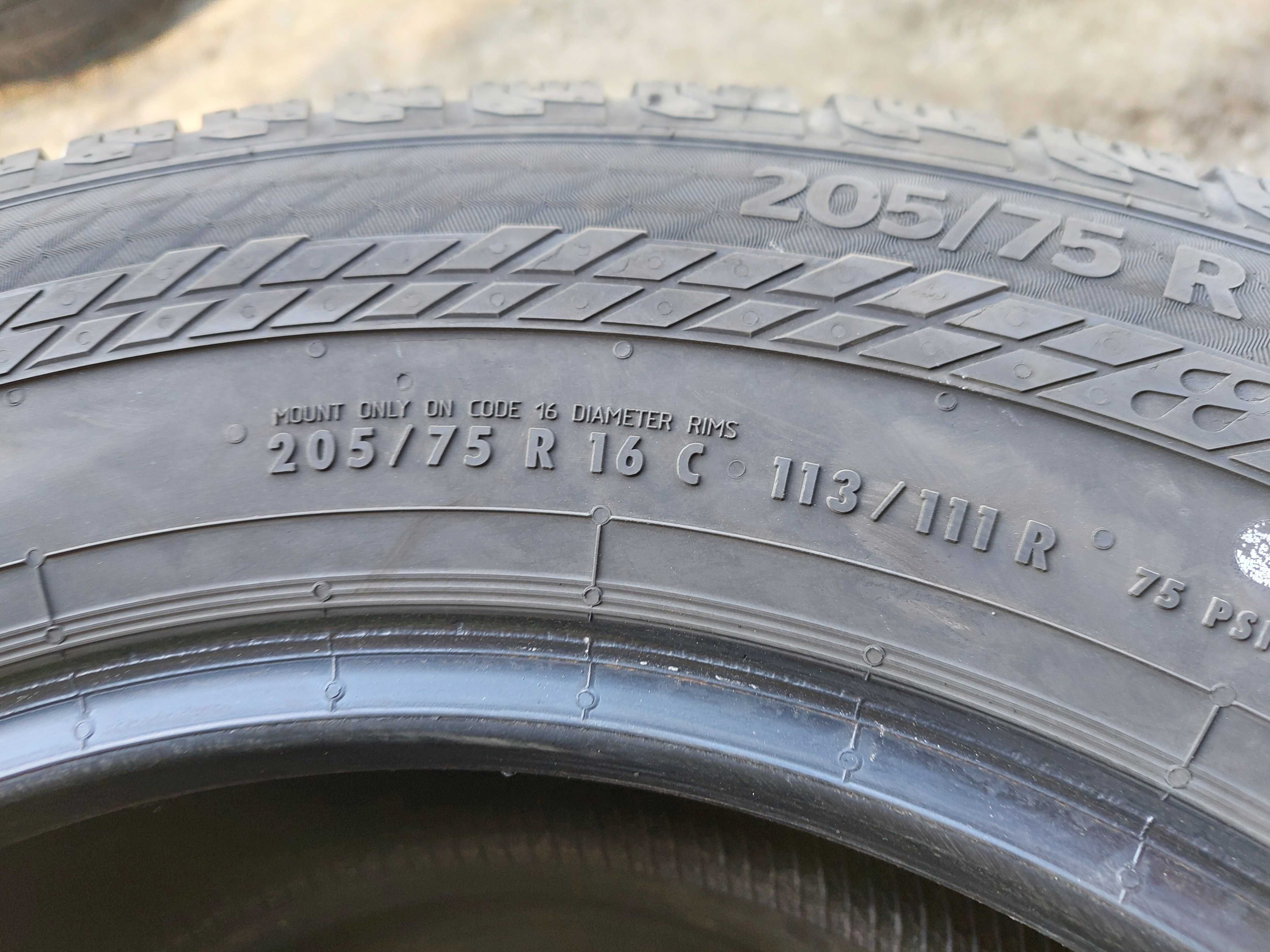 205/75R16C CONTINENTAL Vancontact season 4SEASON 7mm2022r(K879)