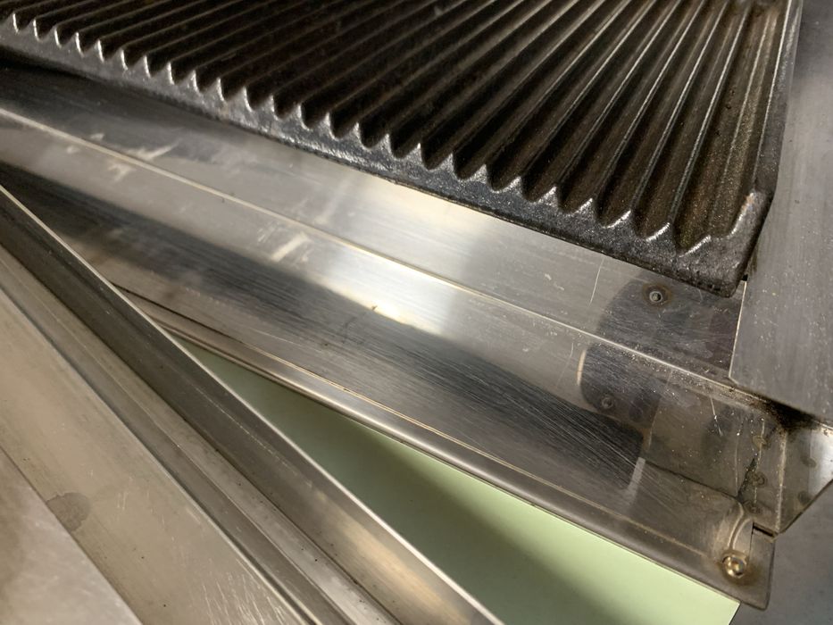 Гриль контактний/притисний  Frosty SP-1C1 верх рифлений / низ рифлений