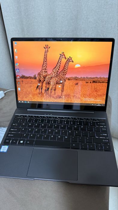 Portátil Chuwi Corebook Pro i3 - 8GB RAM - 2K IPS 13”