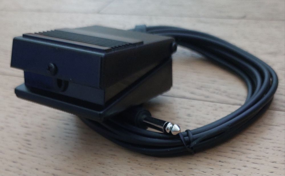 Roland DP-2 Pedal Switch