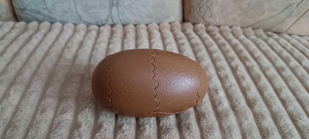 дзига яйце з динозавром