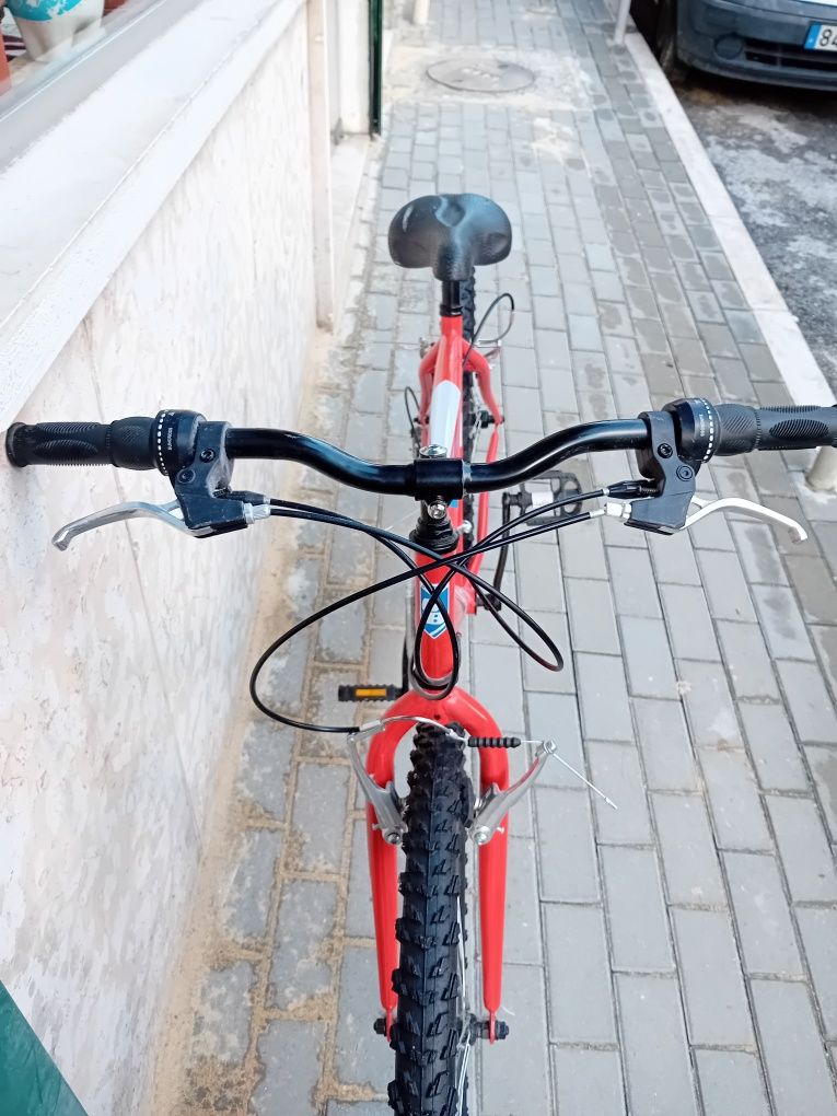 Bicicleta com mudanças de punho