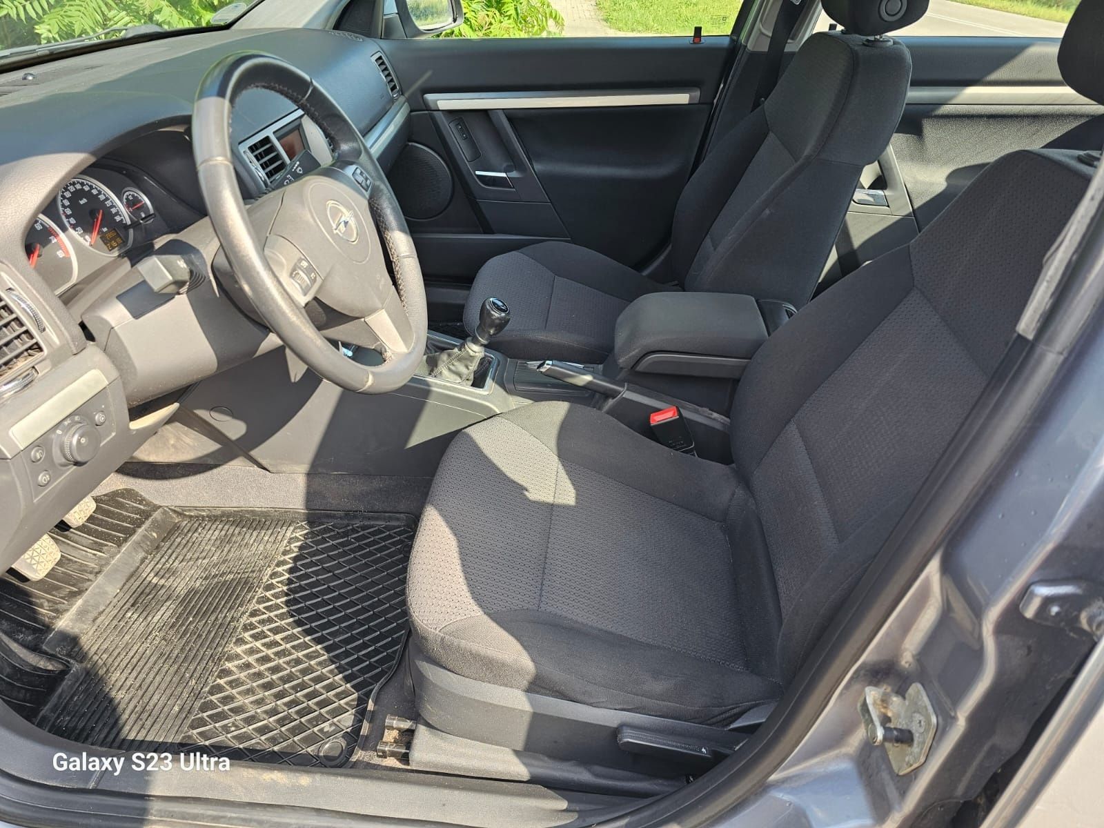 Vectra 1,8 2007r sedan z Niemiec