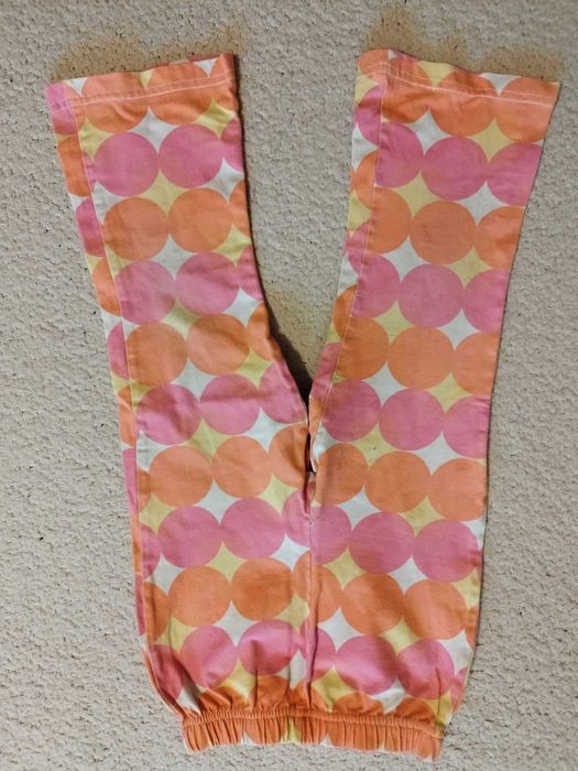 paczka 9 sztuk 3 podkoszulki 3 bezrękawniki dres spodnie 116-122