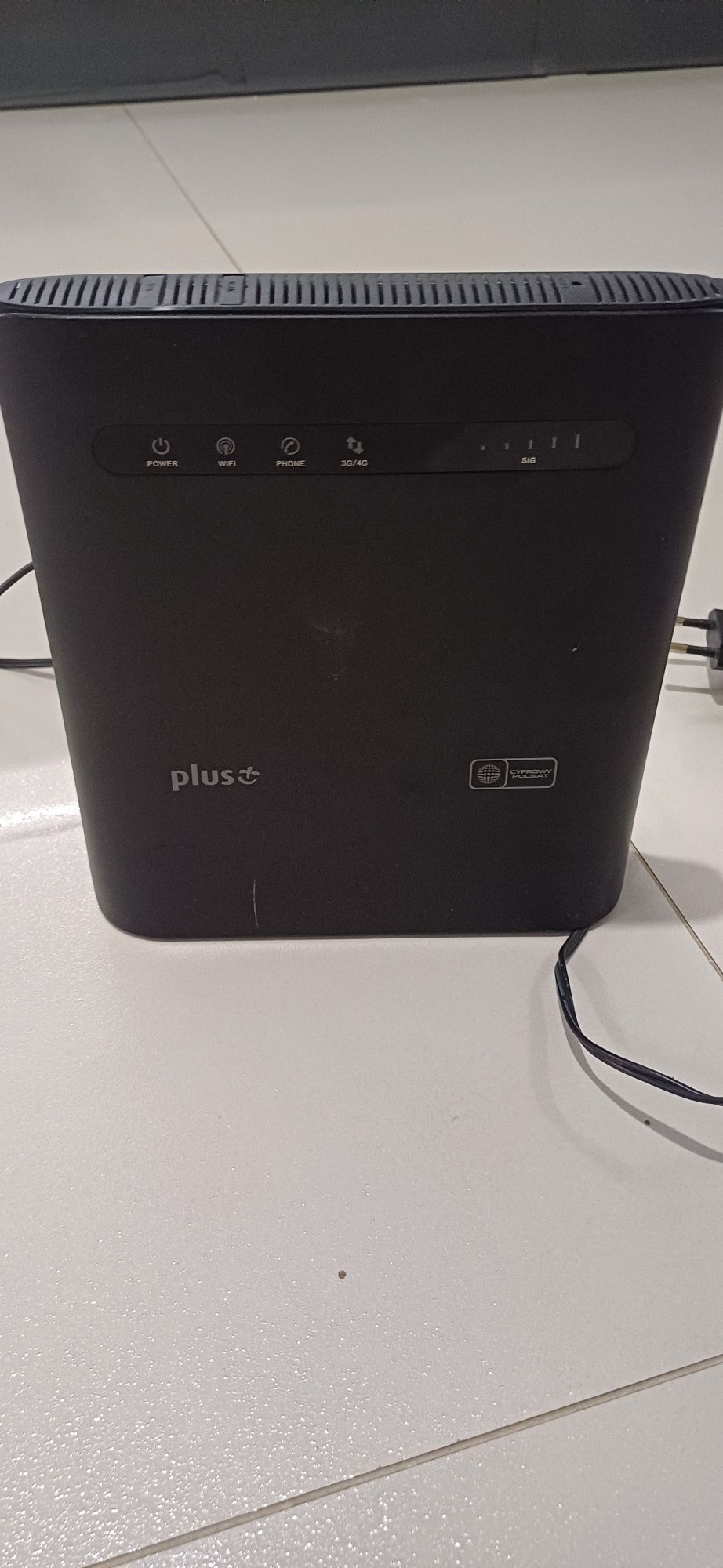 Bezprzewodowy router LTE   ZTE  MF286R