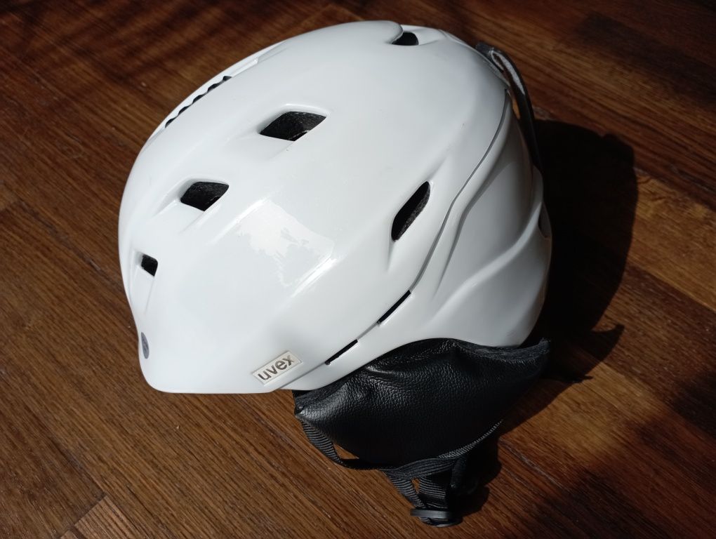 Kask narciarski Uvex rozmiar 55-59 cm