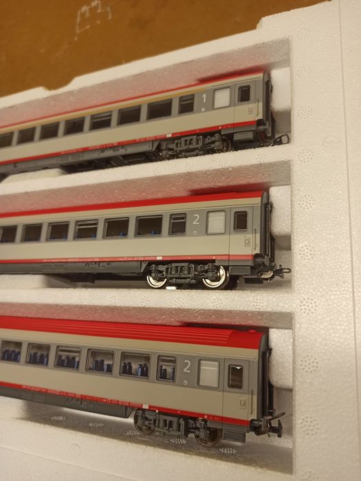 Wagon pasażerski h0 Piko  zestaw OBB