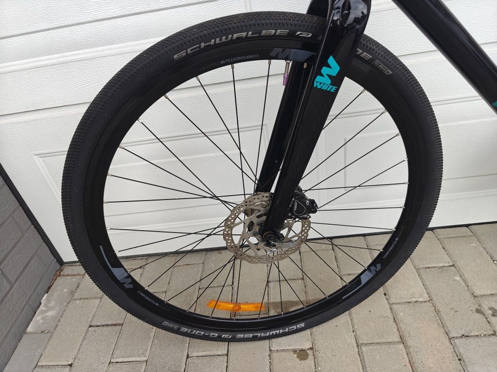 White GX Pro 58cm hydraulika Shimano 10s