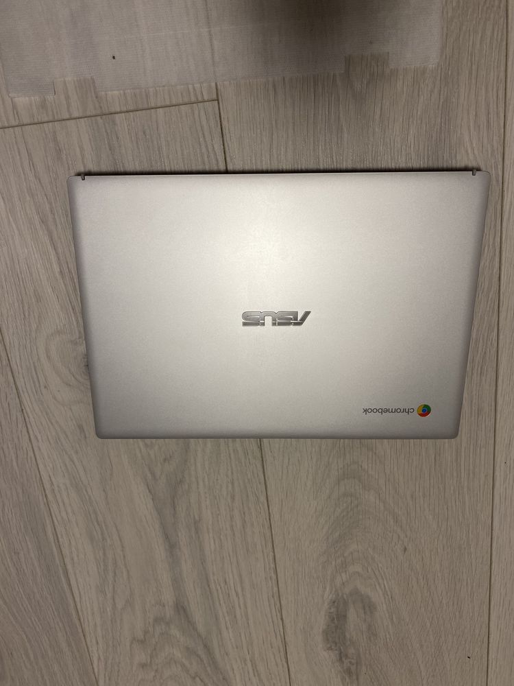 Ноутбук Asus chromebook