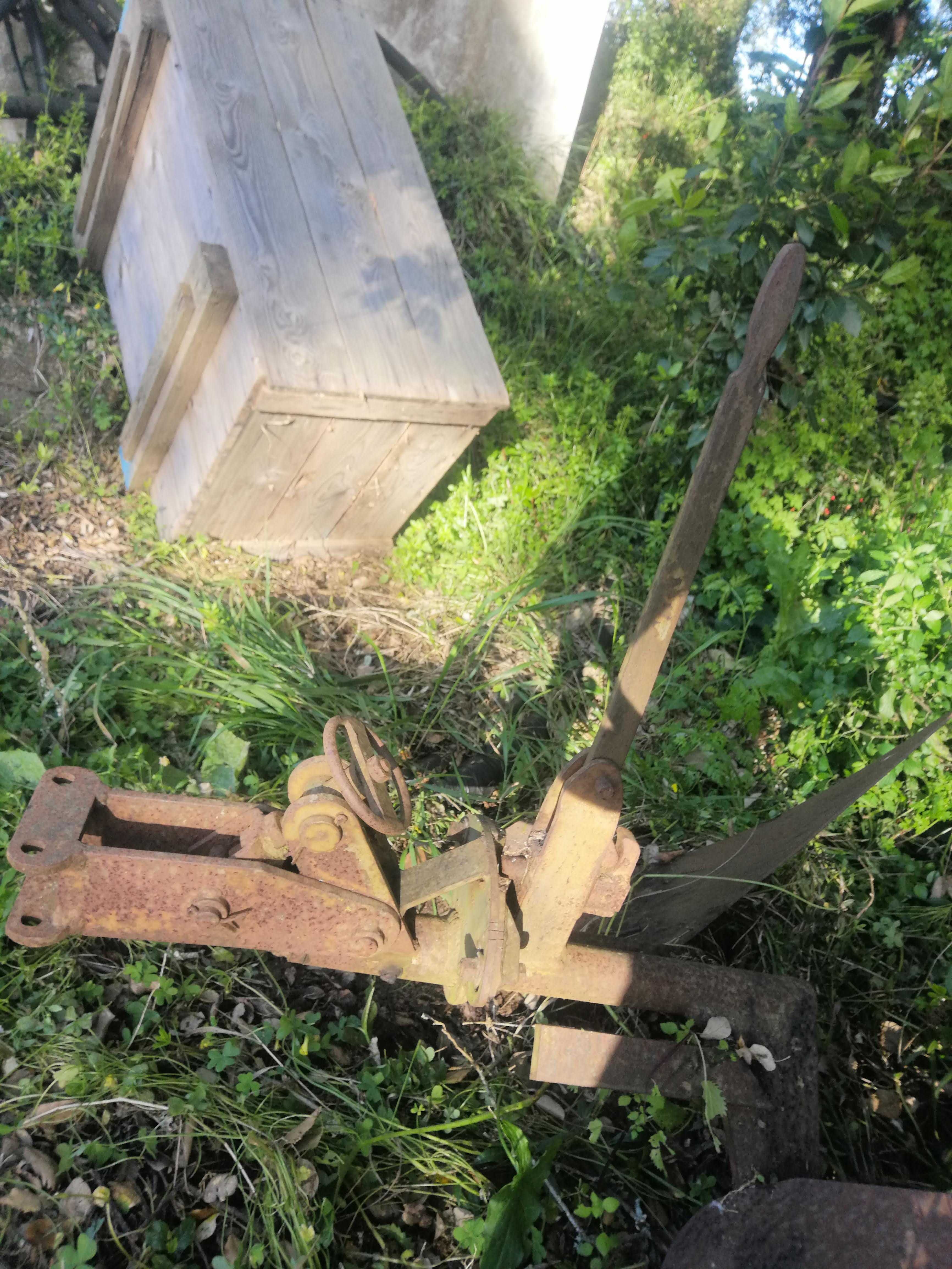 Tractor hinomoto