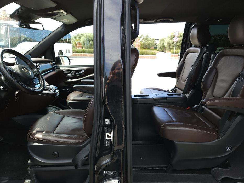 Aluguer de carrinhas - vito, traveller V, mini Bus de 18 lugares