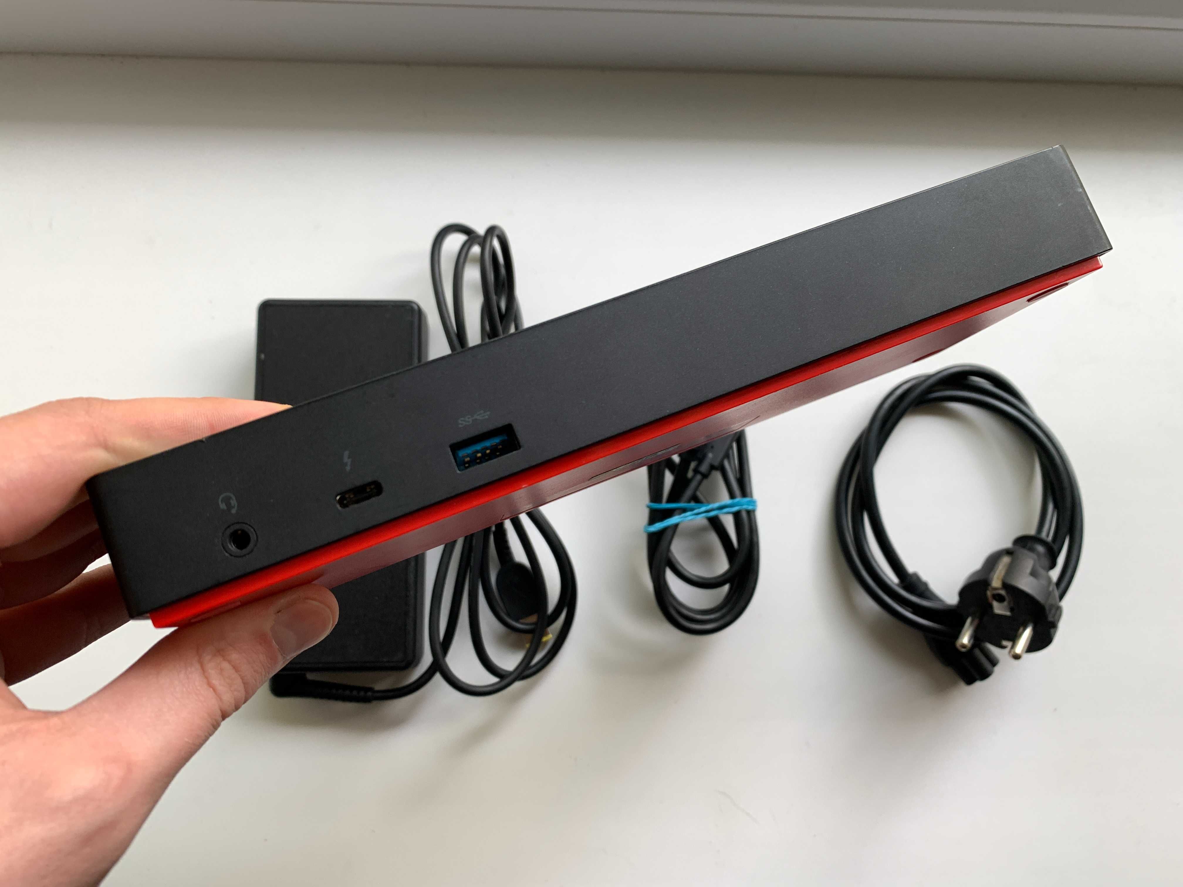 Док-станція Lenovo ThinkPad Thunderbolt 3 Dock