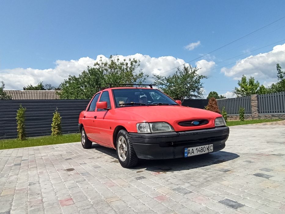 Авто Ford escort
