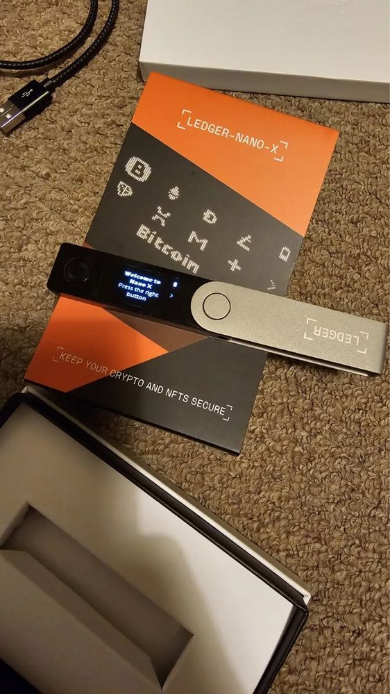 Видаєм Чек! Ledger Nano X Black Original Криптокошелек