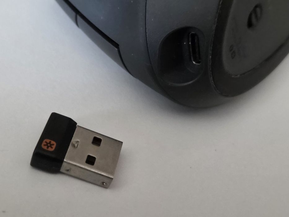 Rato Logitech MX Vertical (Como novo), inclui bolsa de proteção