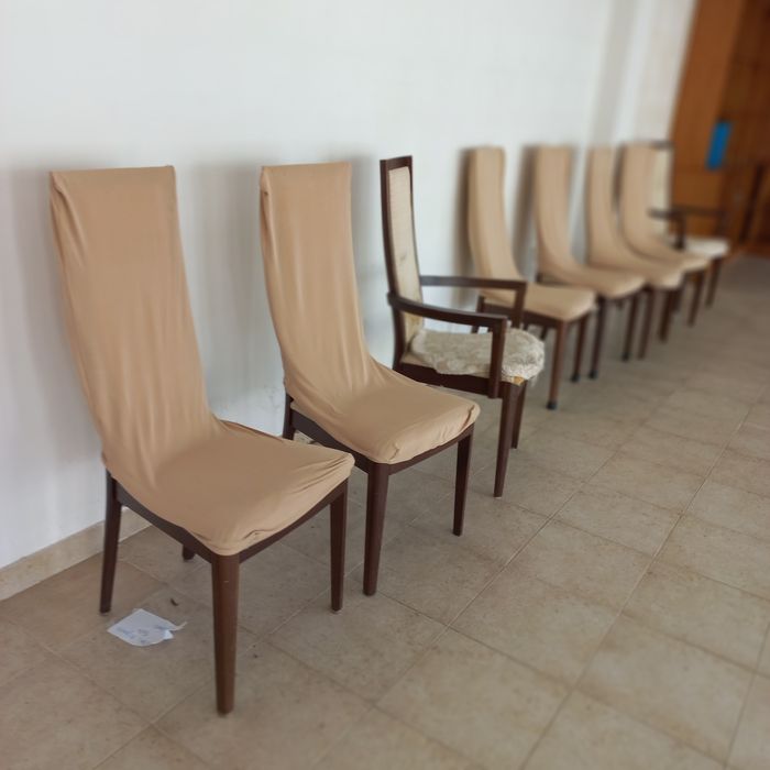 Mesa de vidro estilo italiano extensível