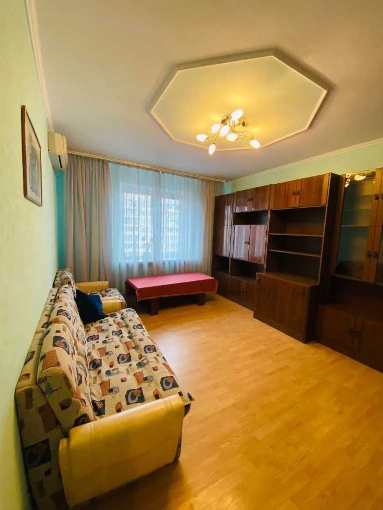 Продам бульшую, теплую 3 победа 6.Фанатзия