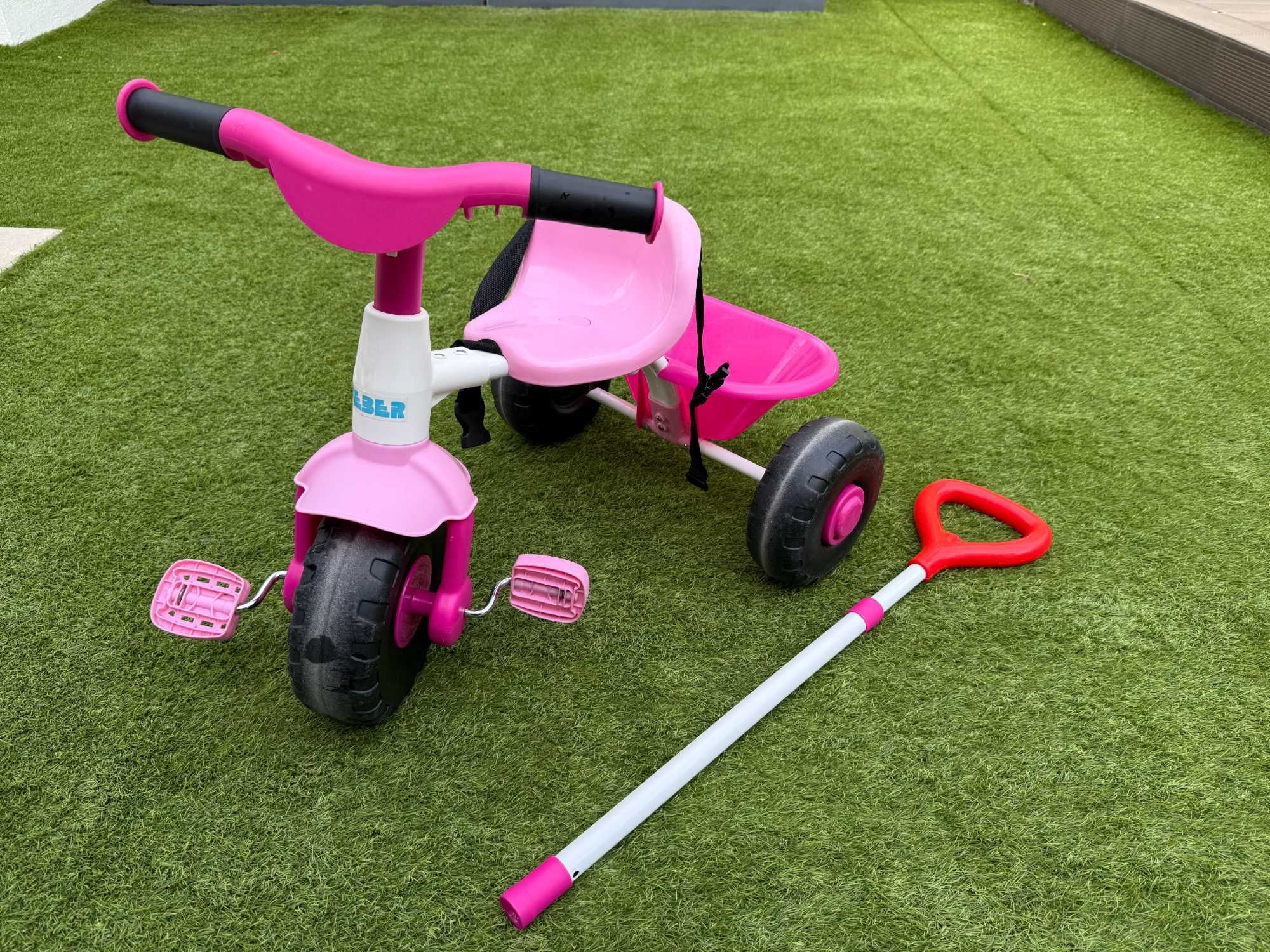 Baby trike FEBER/triciclo criança