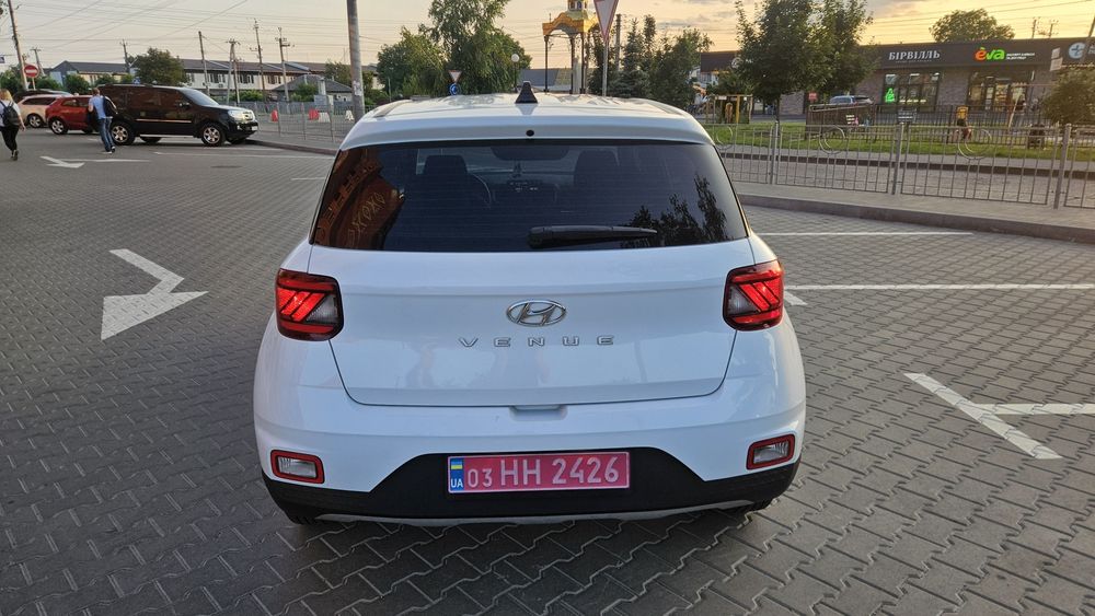 Hyundai venue 2022рік 1.6 бензин автомат