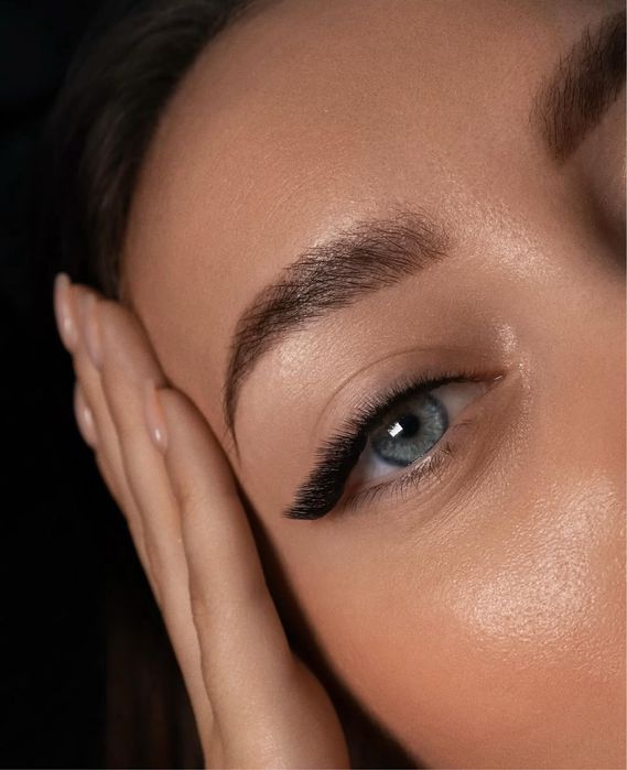 Наращивание ресниц LED