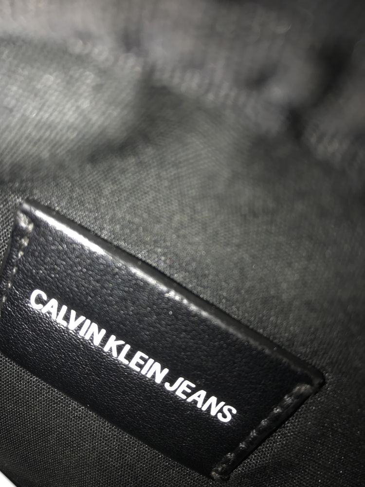 Bolsa da Calvin Klein preta