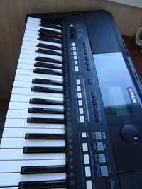 Синтезатор YAMAHA PSR E433