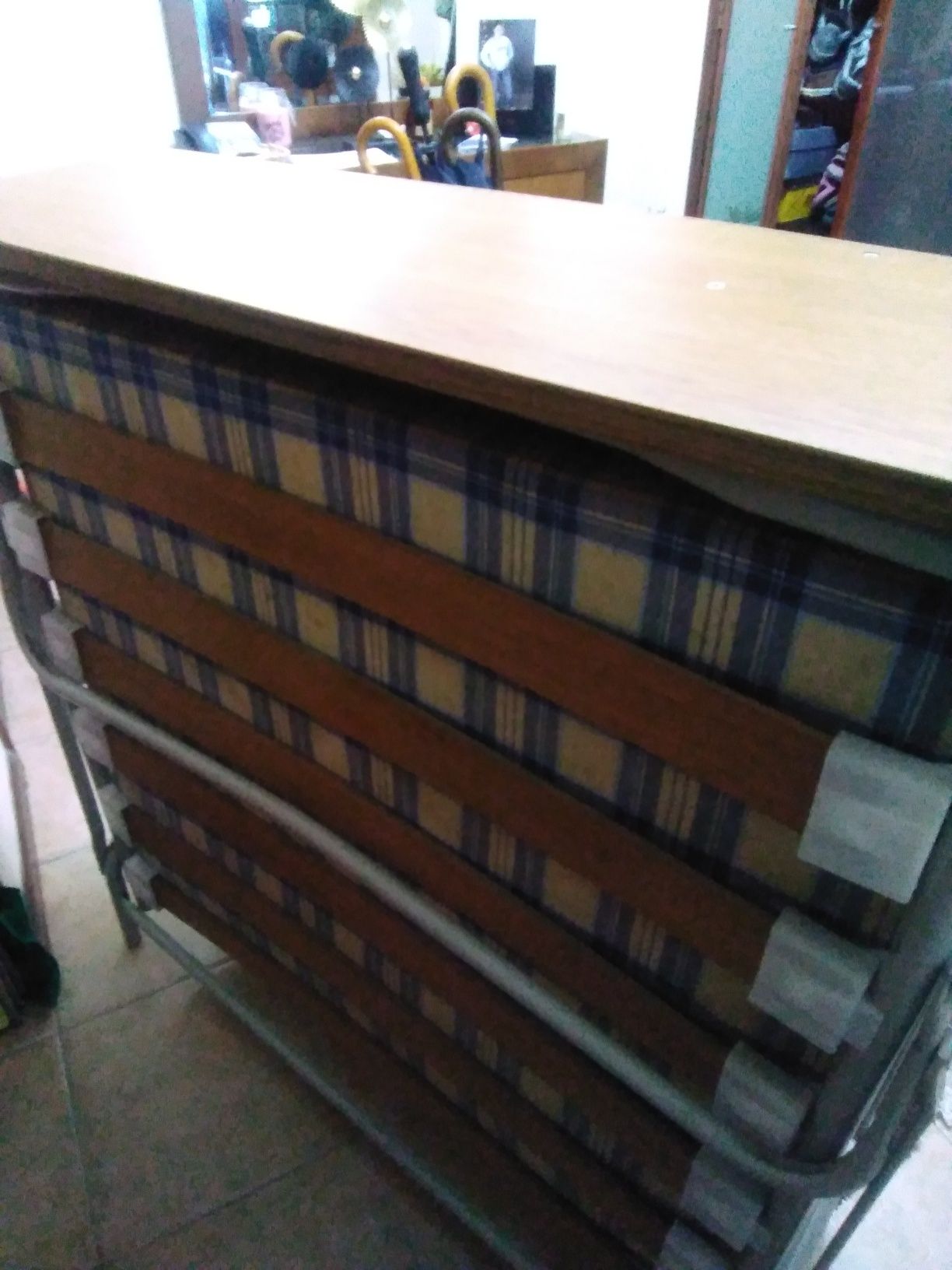 Cama divã nunca usado igual a novo