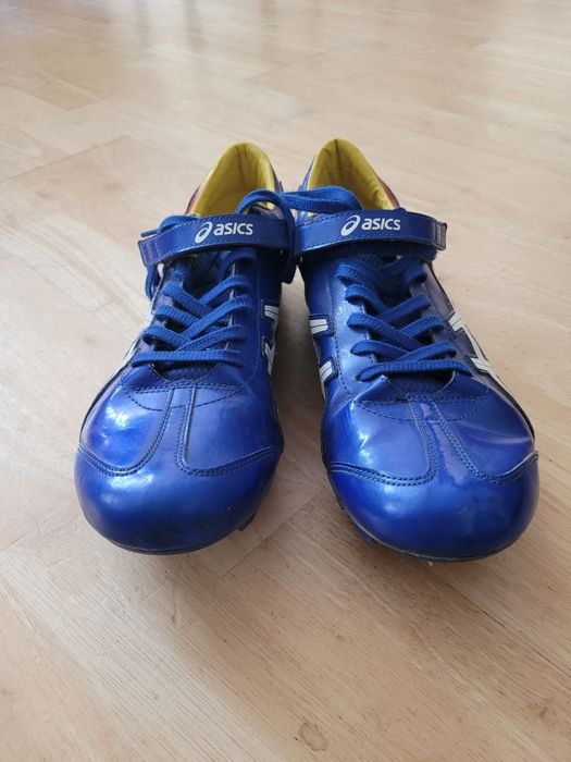 Buty kolce Asics