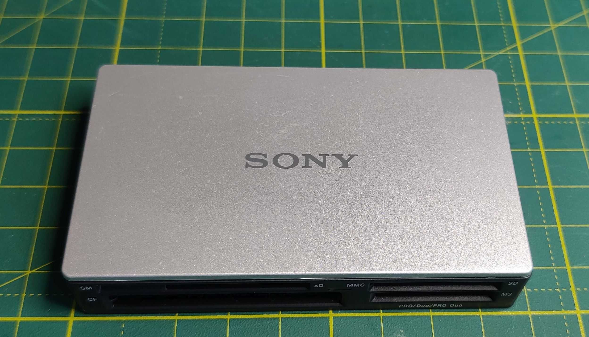Card Reader Sony MRW62E/S1/181 17-in-1 USB 2.0 Flash Memory