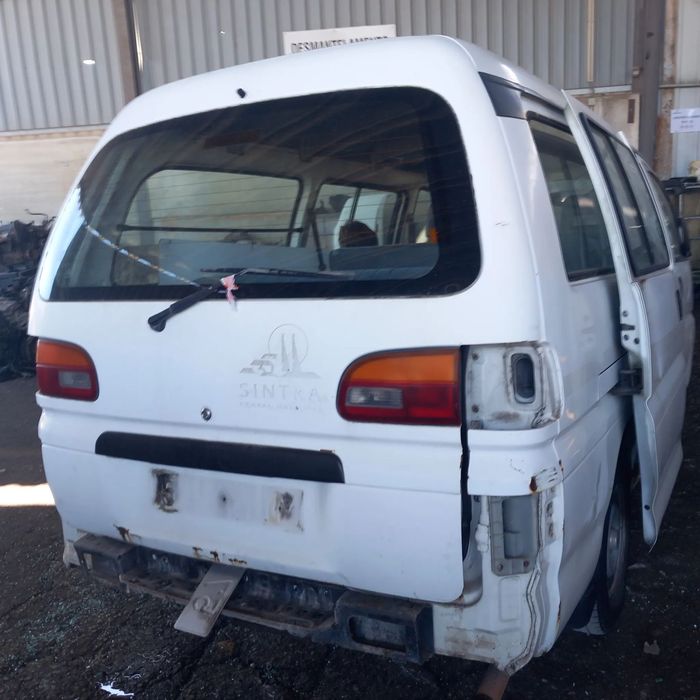 Mala mitsibishi l400