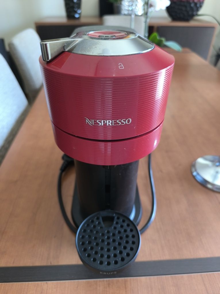 Máquina Nespresso vertuo
