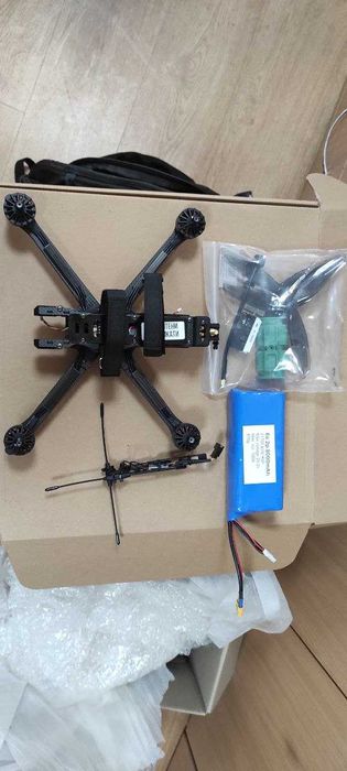 Дрон FPV 7 Верба + пропи + акумулятор