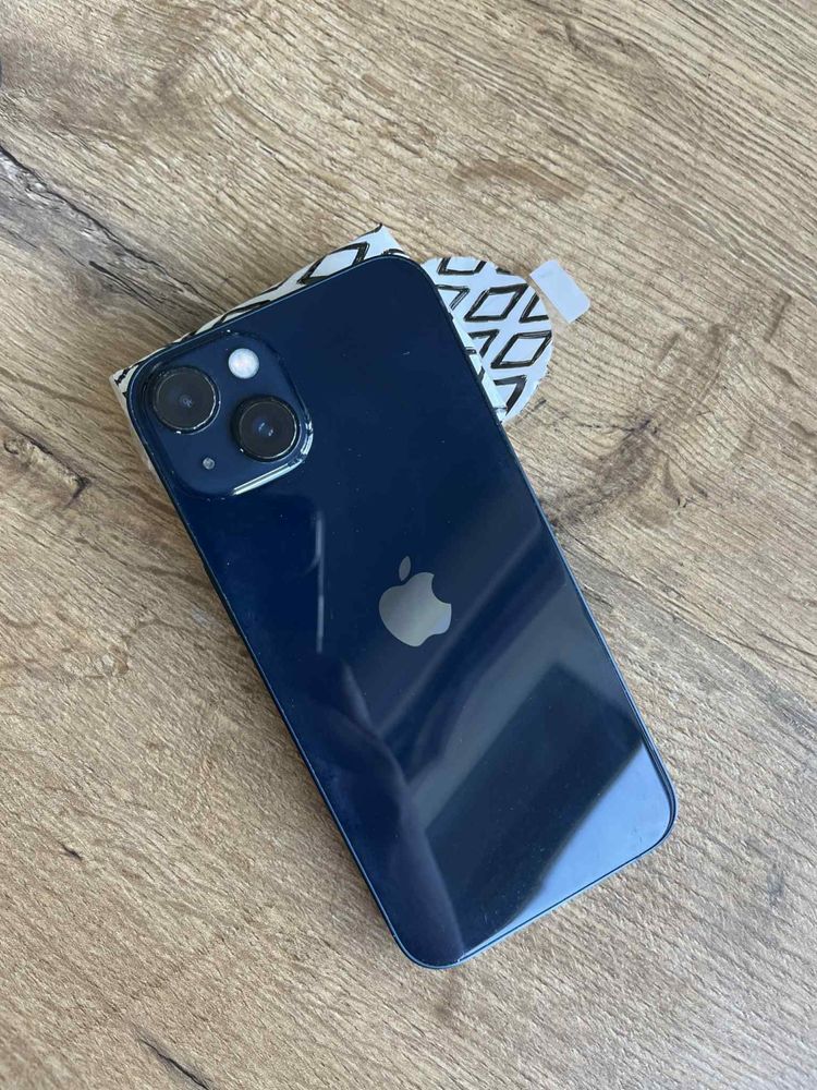 Iphone 13 256gb 82% kondycja bateri