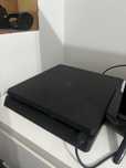 Sprzedam PlayStation 4
