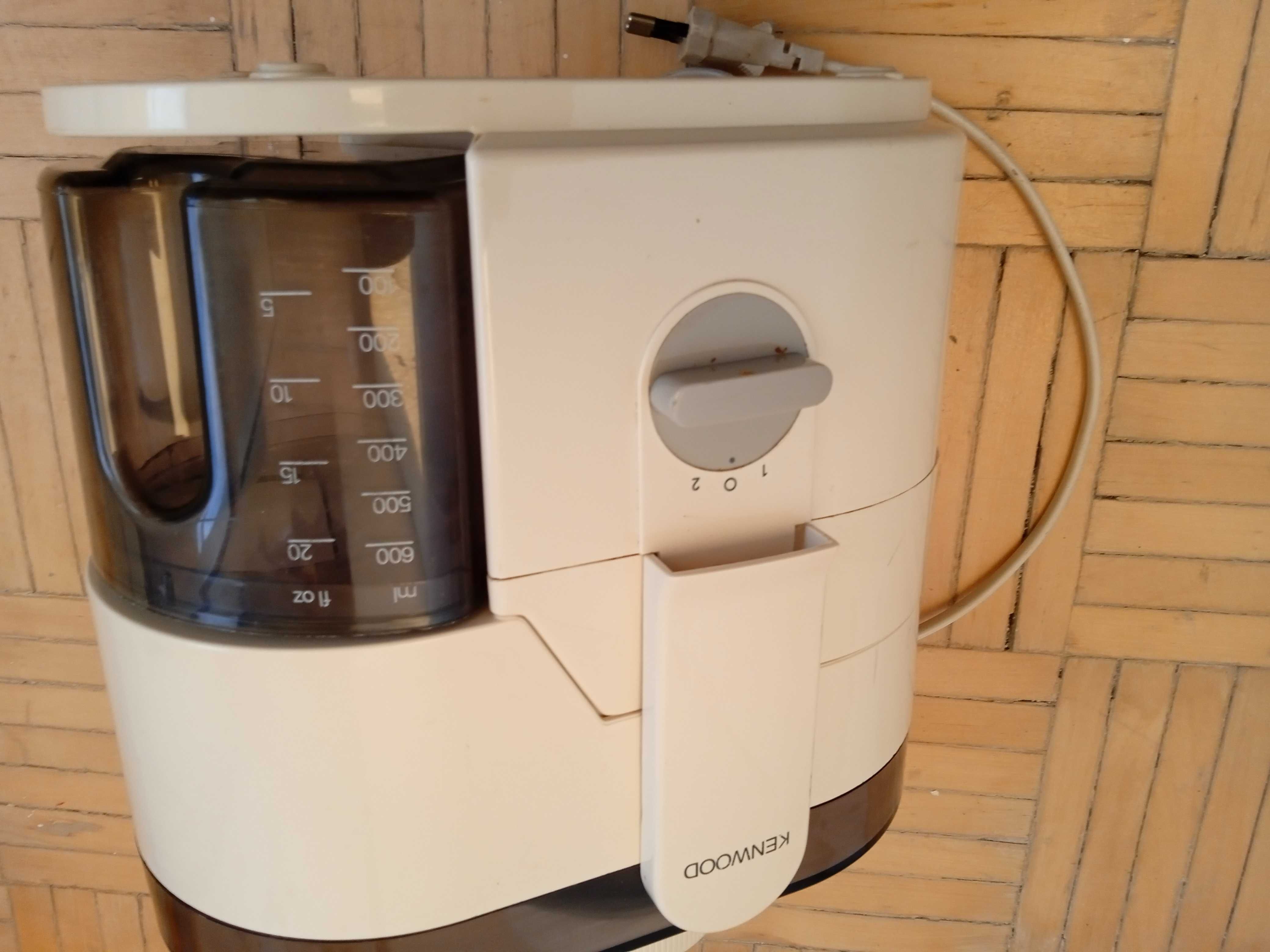 sokowirówka  marki Kenwood