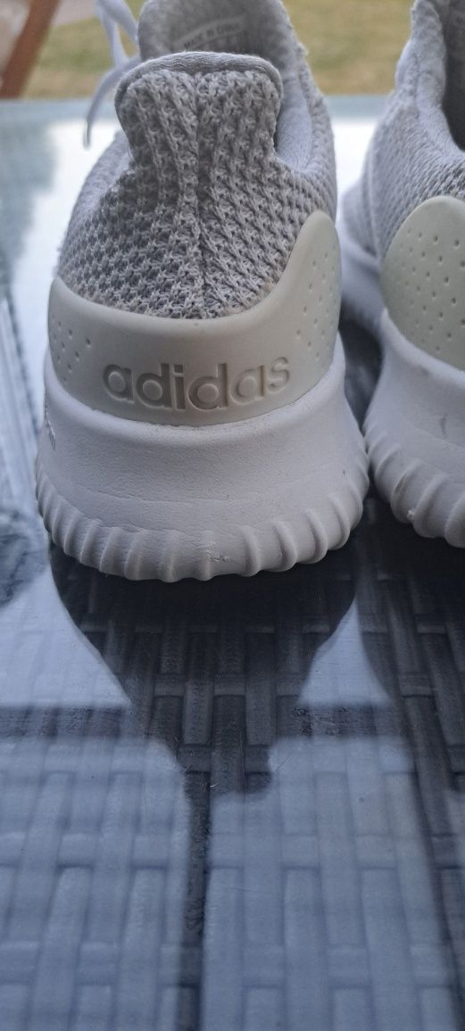Buty sportowe siateczkowe Adidas ,rozm.40 i 2/3