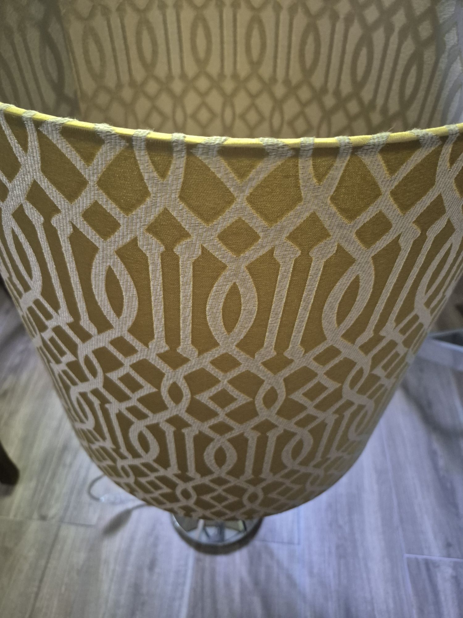 Candeeiro de mesa de apoio