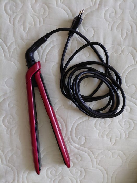 Випрямляч волосся  "Remington"