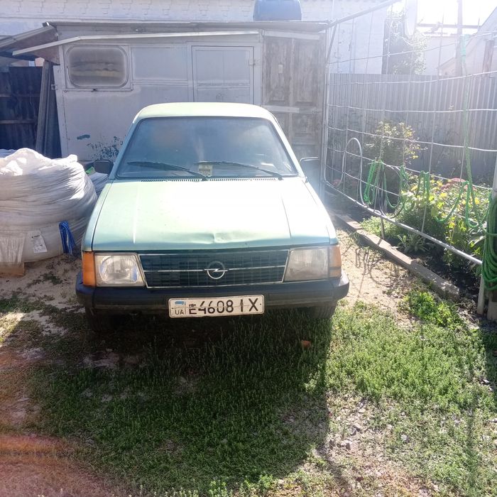 Продам Опель Кадет D.