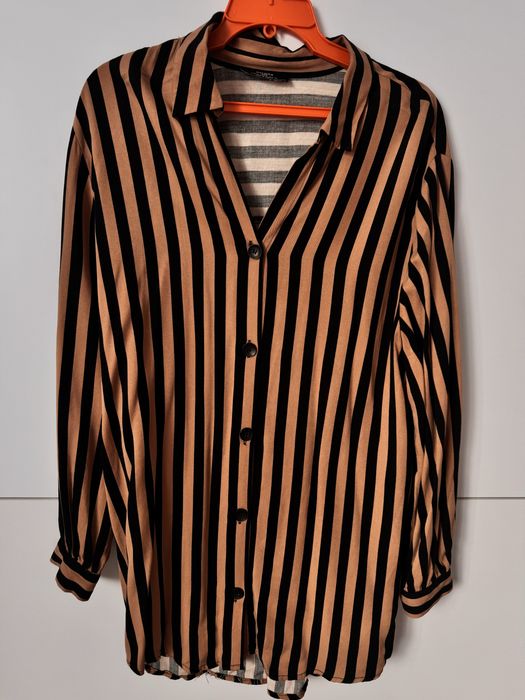 подовжена сорочка в полоску