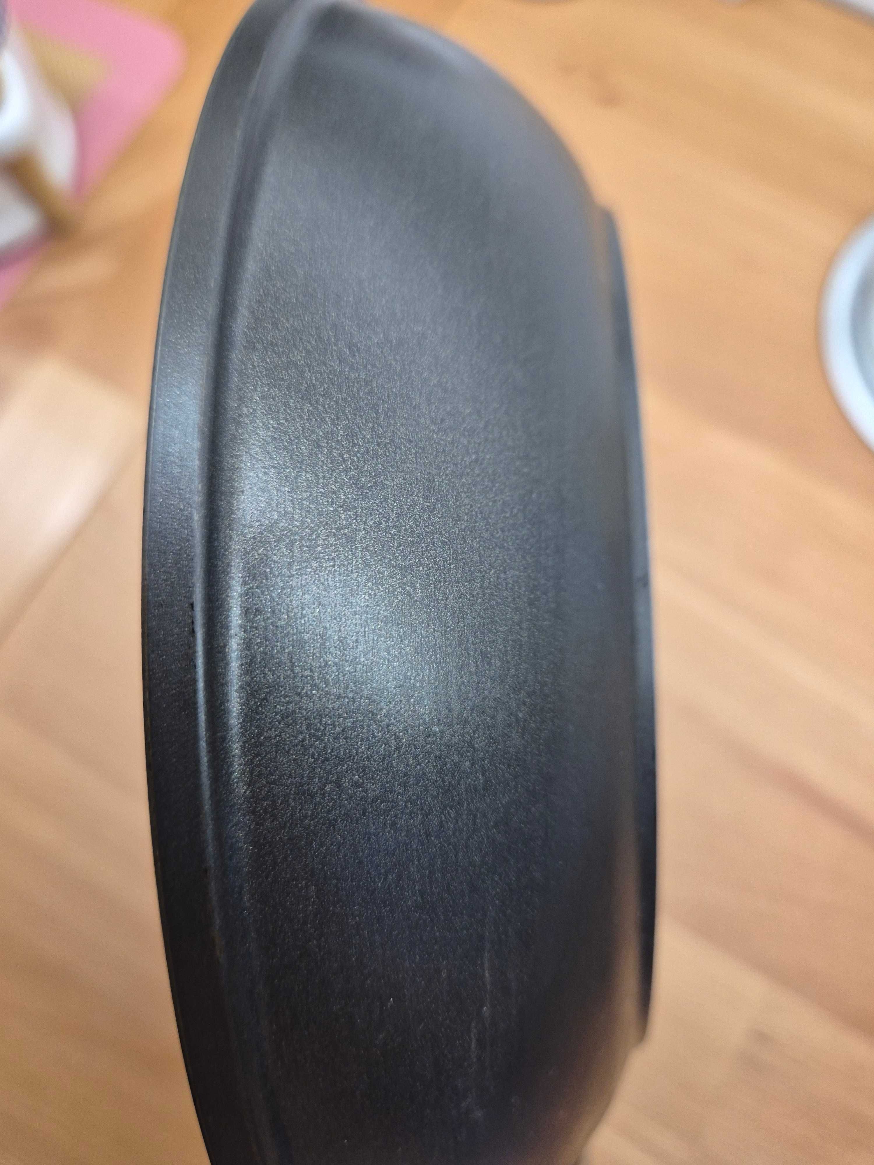 Patelnia nieprzywierająca Le Creuset 22 cm kuta