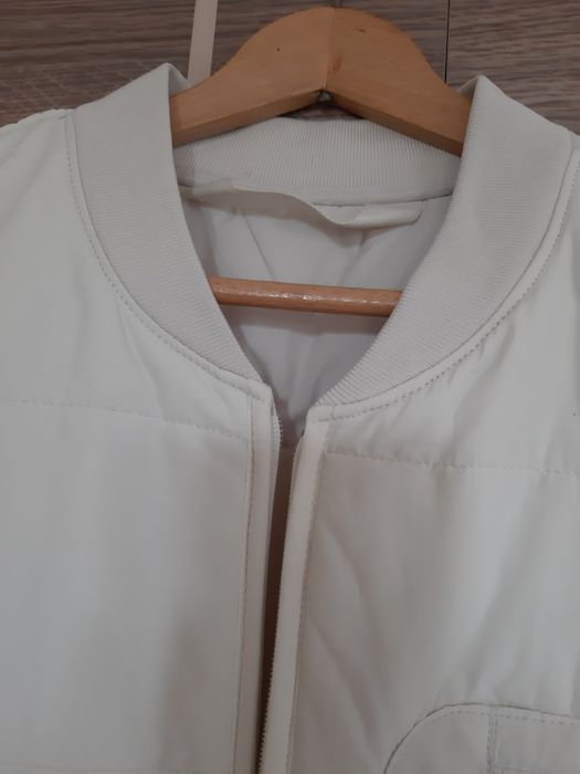Kamizelka biała Zara męska L lekko ocieplana kolekcja premium sport