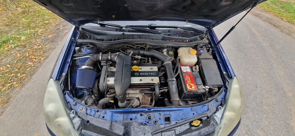 Opel Astra H GTC 2005 rok 2.0 turbo 170KM  felgi R18 xenon