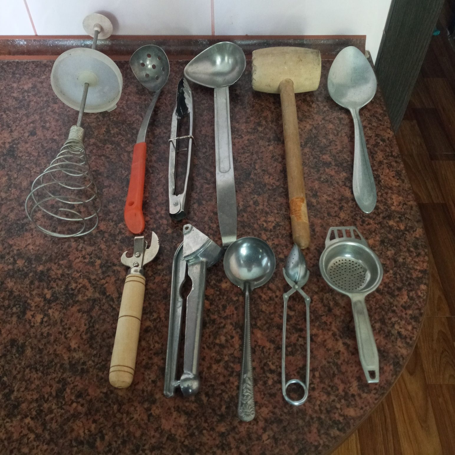 Рюмки,стаканы,графин