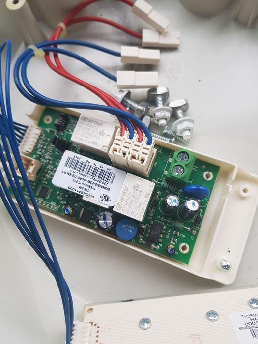 Электронная плата и блок управления бойлера Ariston PRO ECO 100U DRY 1